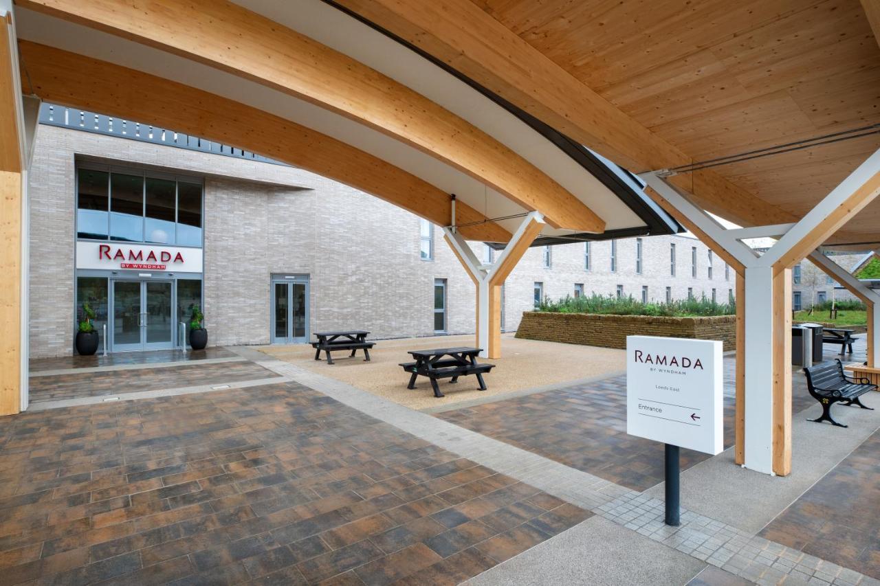 Ramada By Wyndham Leeds East Hotel Ngoại thất bức ảnh